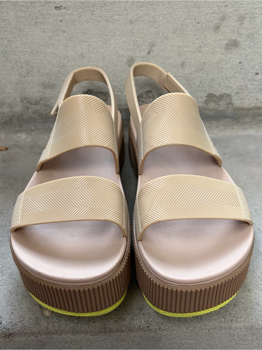 Reef Water Vista Higher Sand Lime Women’s 8 - Picture 3 of 8